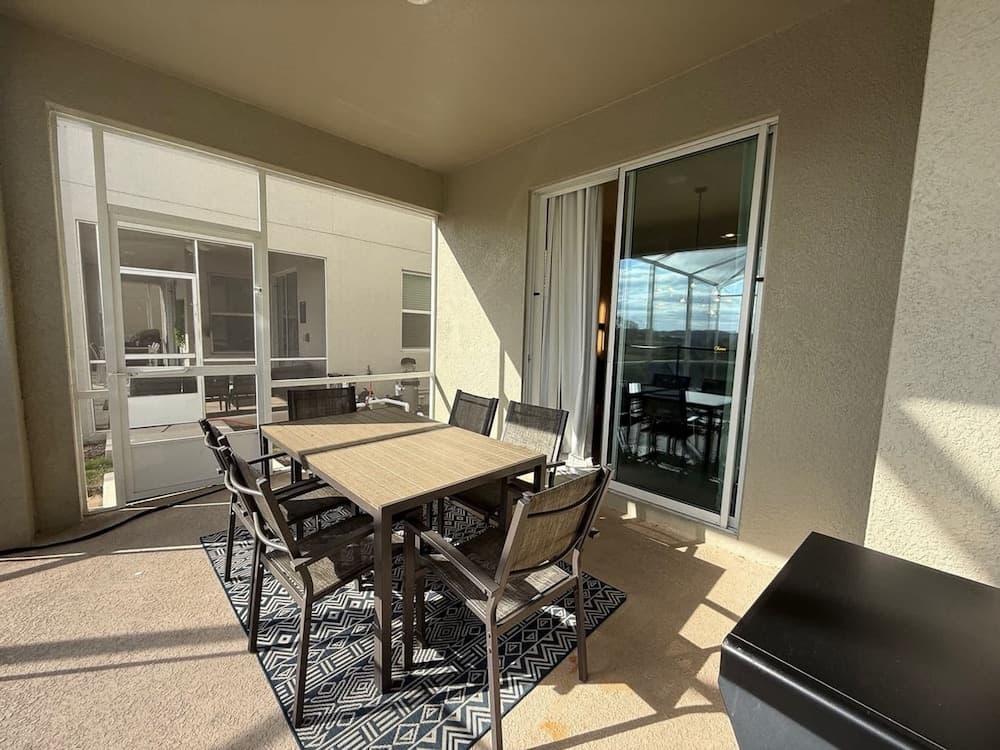 Plush Premiere - Image 31