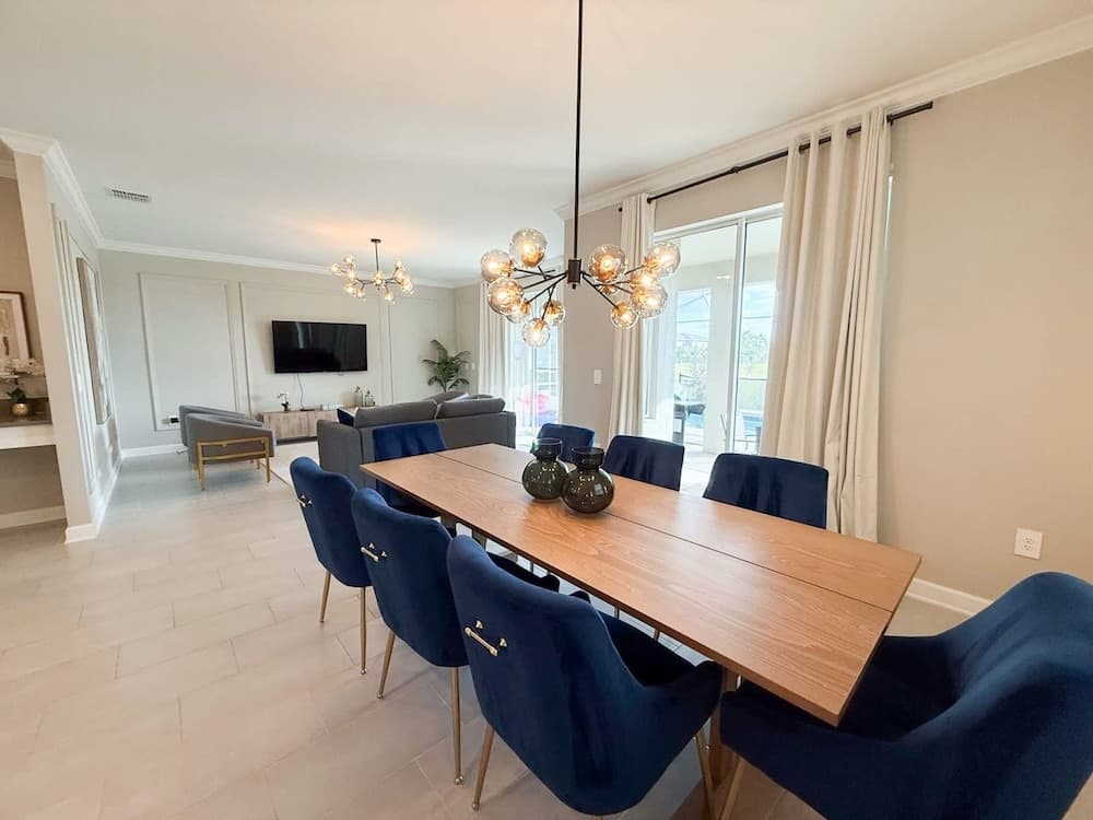 Plush Premiere - Image 3