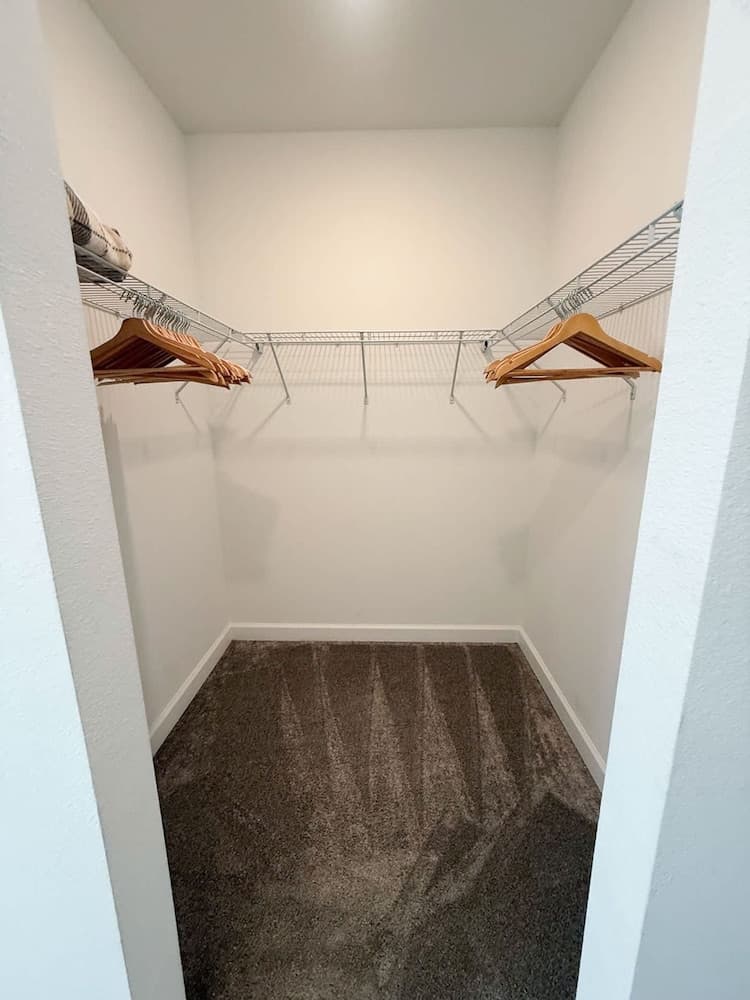 Plush Premiere - Image 14