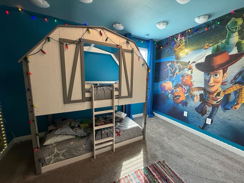 Plush Premiere - Image 17