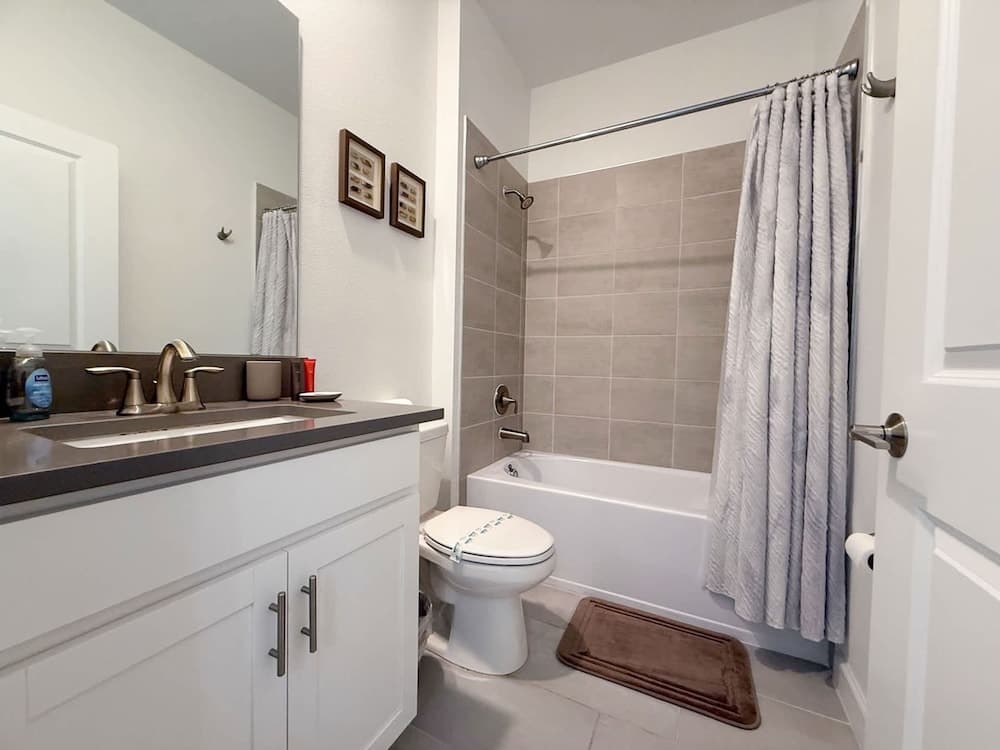 Plush Premiere - Image 23