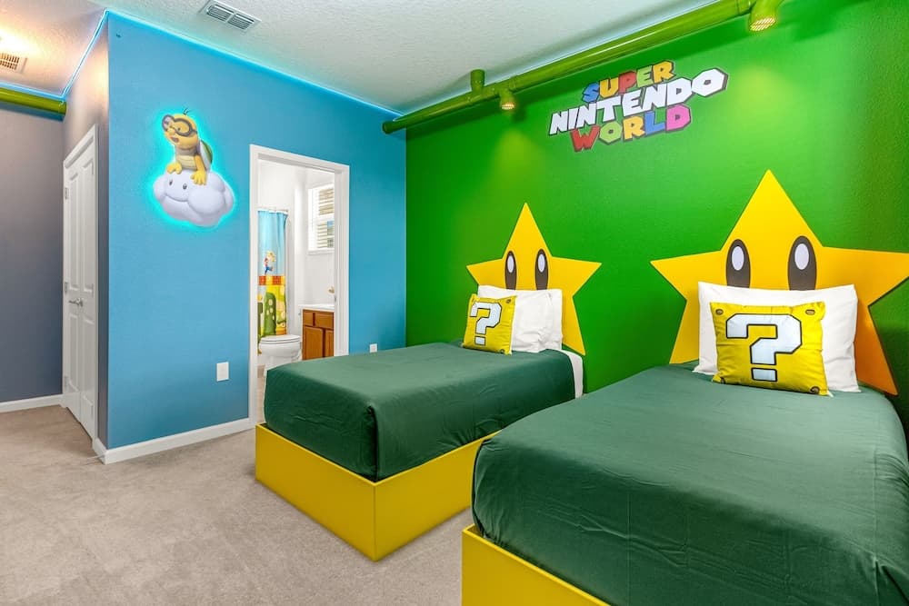 Themed Mansion - Image 25