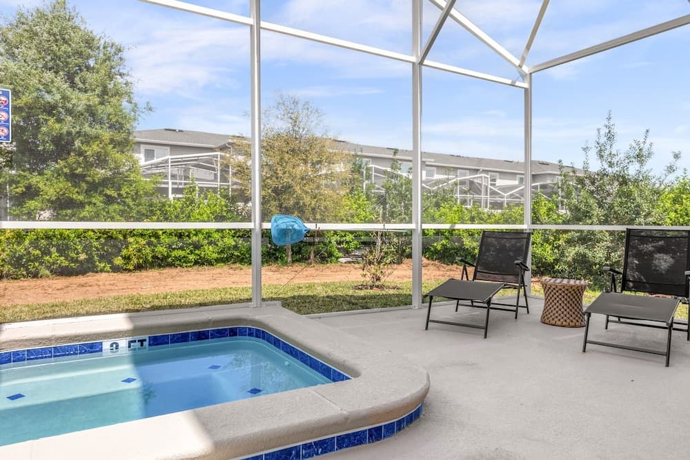 Contemporary Spa Haven - Image 25