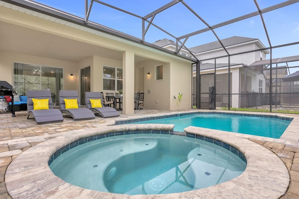 Prime Resort Retreat - Image 1