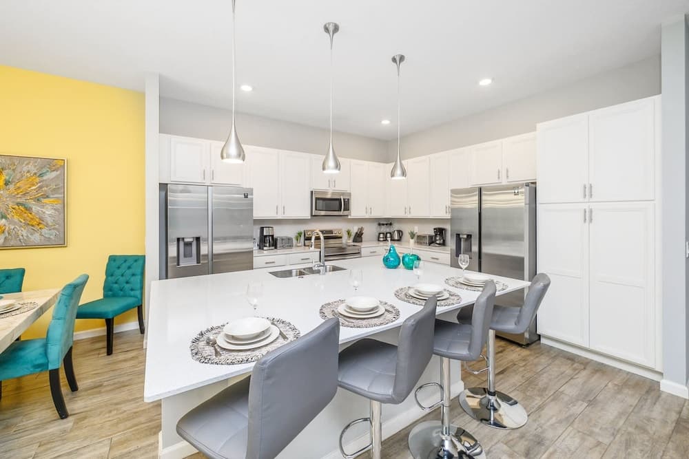 Sunset Splash Retreat - Image 5