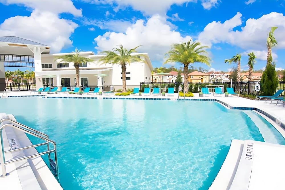 Sunset Splash Retreat - Image 3