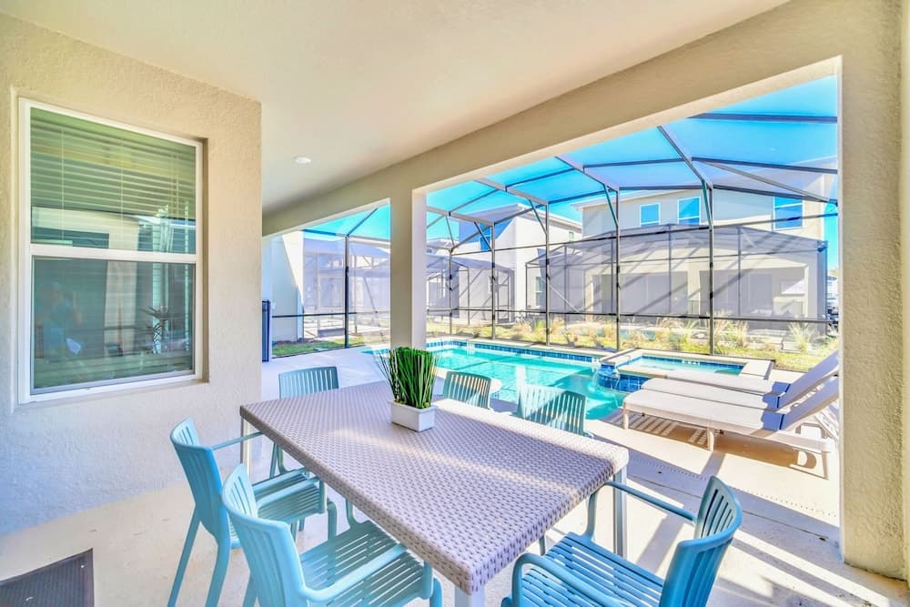 Storey Lake Oasis - Image 24