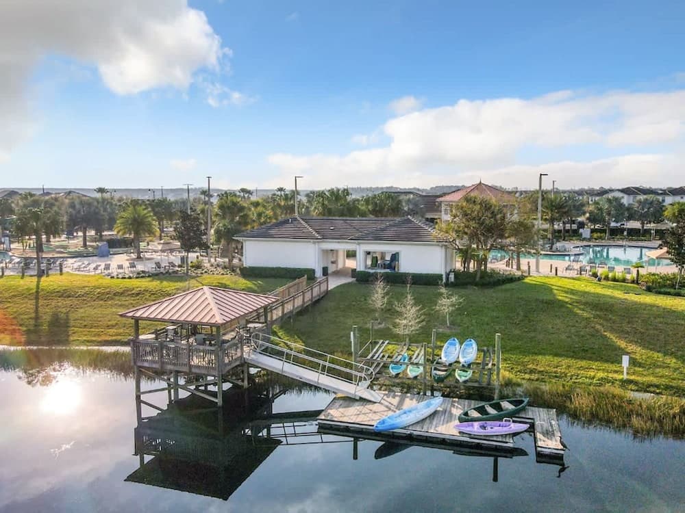 Storey Lake Oasis - Image 46