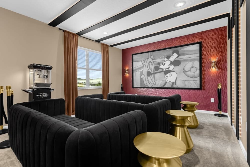 Themed Fun House - Image 17