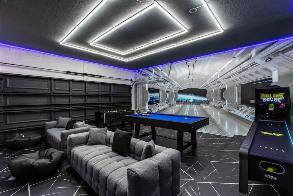 Themed Fun House - Image 9