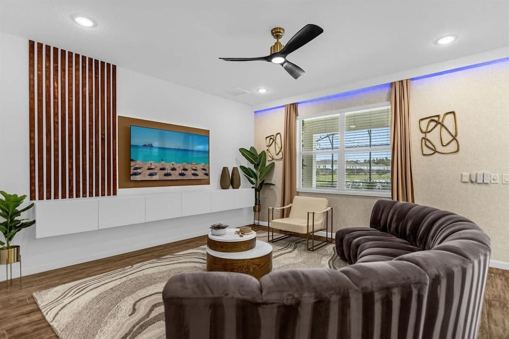 Themed Fun House - Image 3