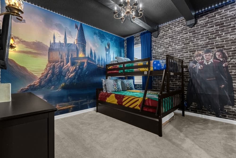 Themed Fun House - Image 25