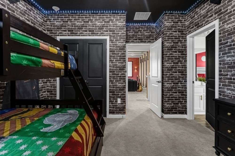 Themed Fun House - Image 26