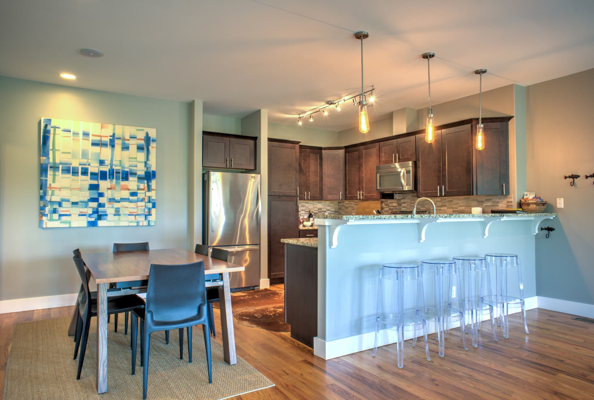 Upstream Cottage - Image 10