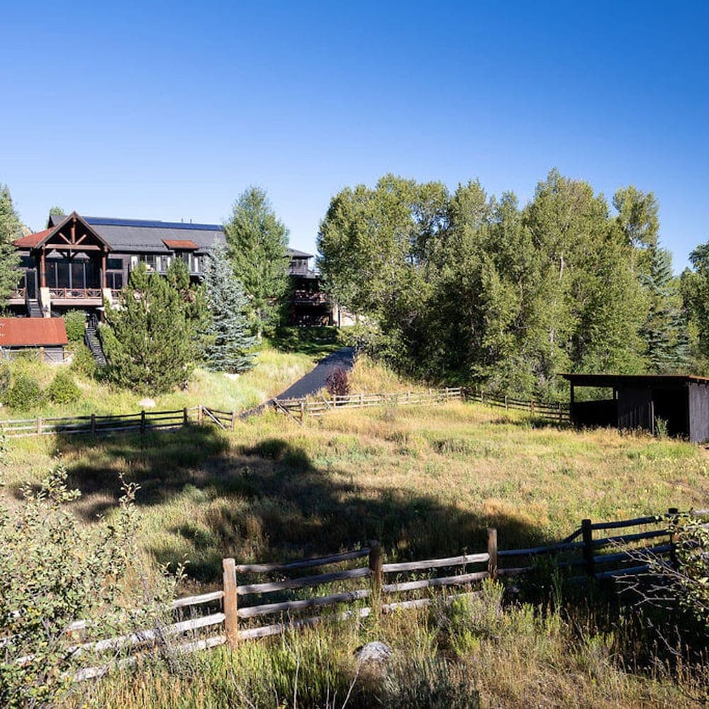 Ute Terrace - Image 47