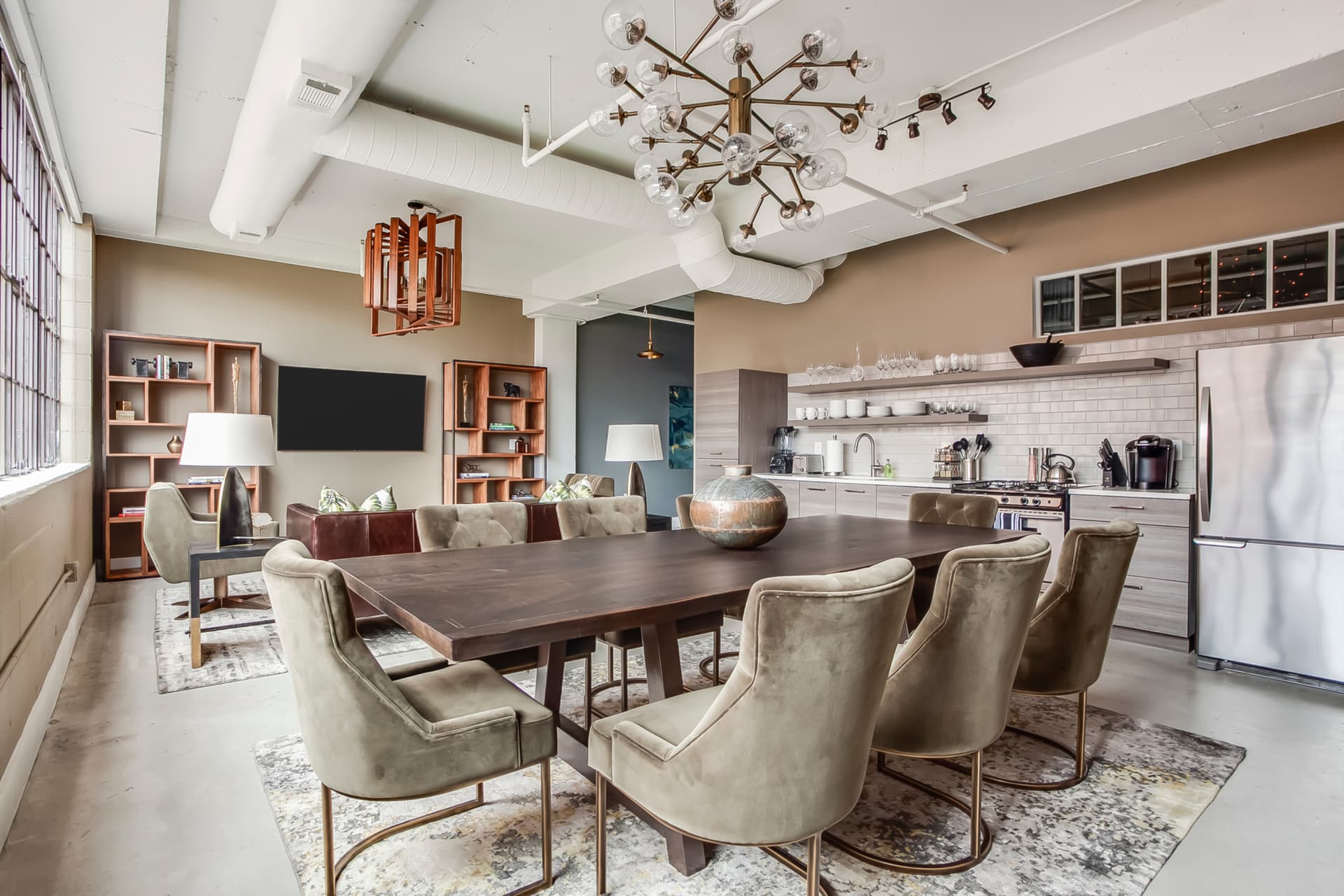 Utopia Abode - Image 6