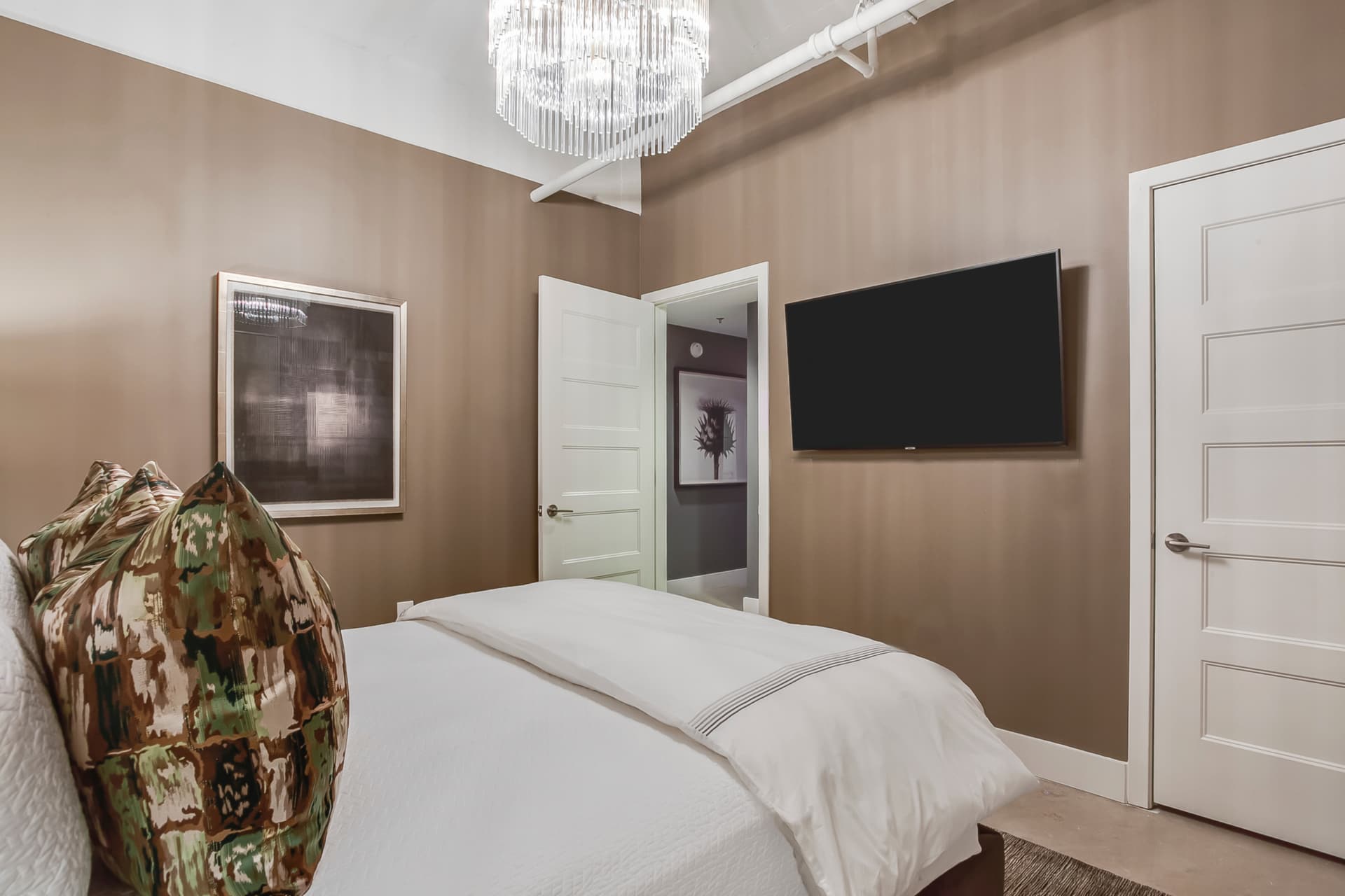 Utopia Abode - Image 10