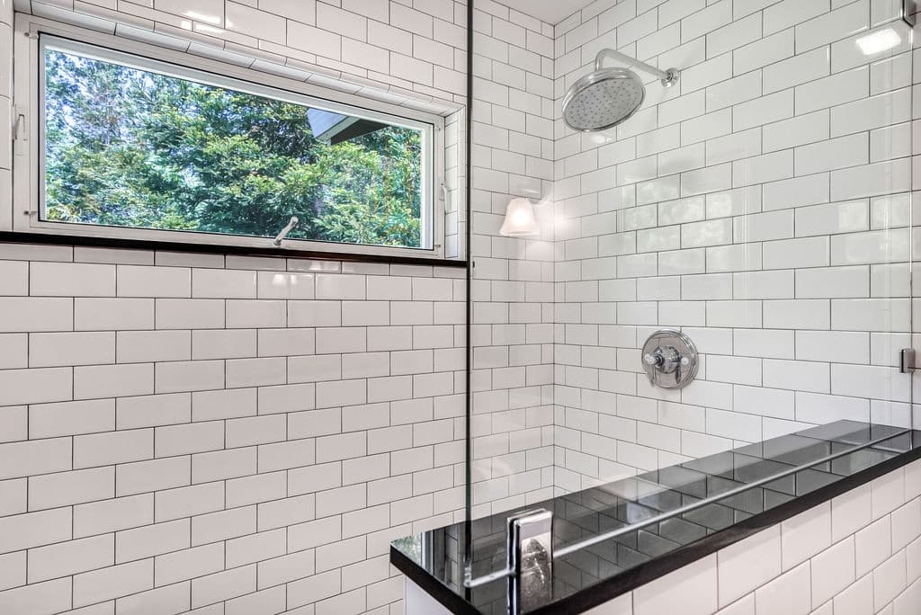 Creekside Cottage Home - Image 50