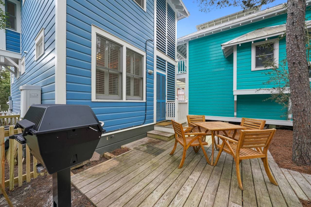 Little Lodge - Image 33