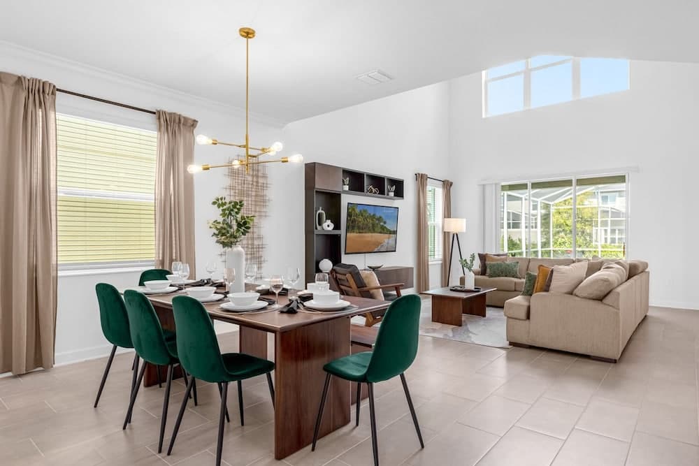 Contemporary Spa Haven - Image 1