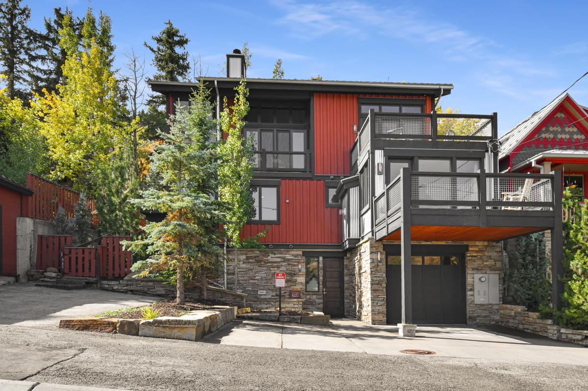 Red Wagon House - Image 53