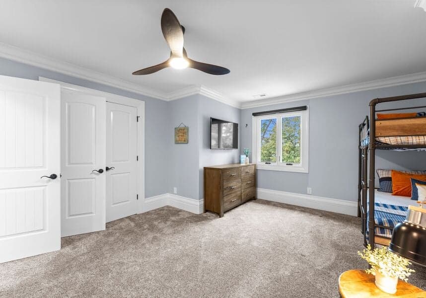 Lucent Sunset Retreat - Image 27