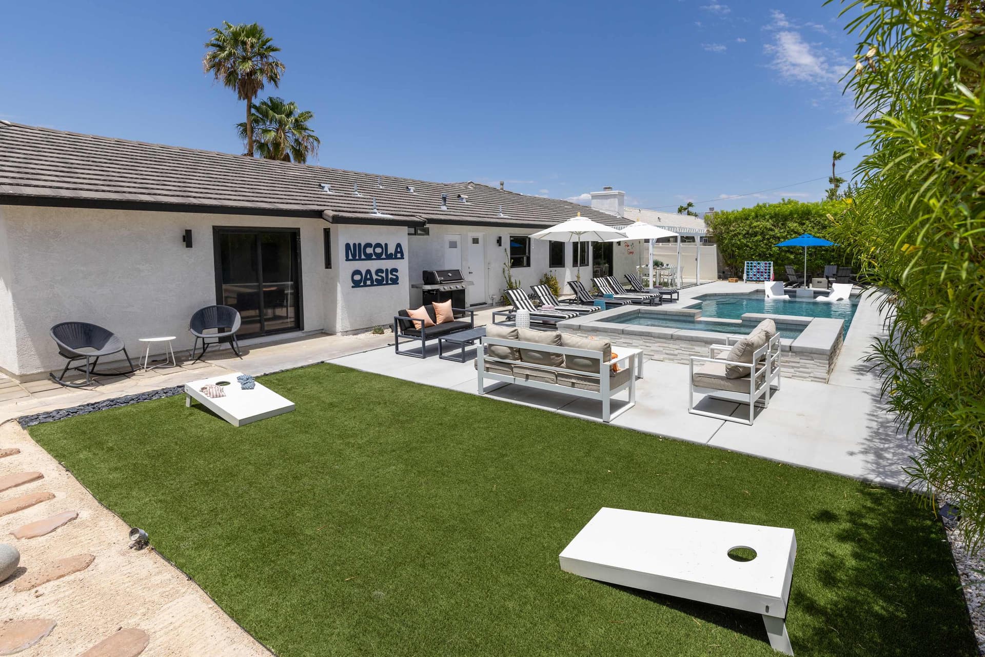 Nicola Oasis - Image 1