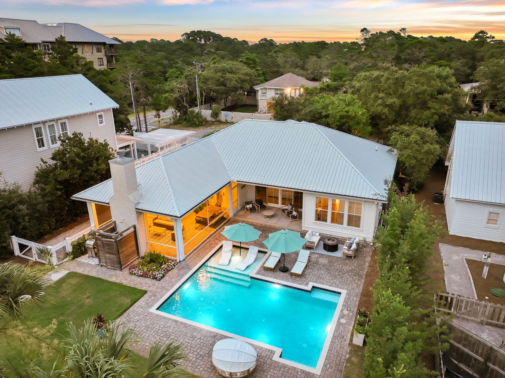 Gulf Point Hideaway - Image 1
