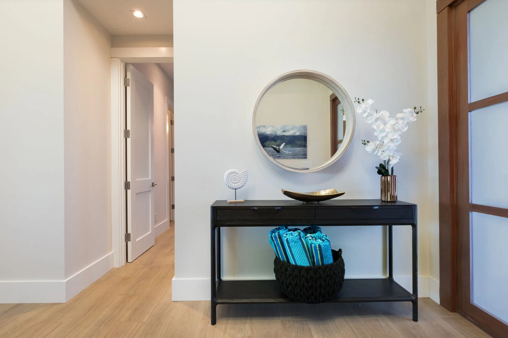 Hale Kailani - Image 45