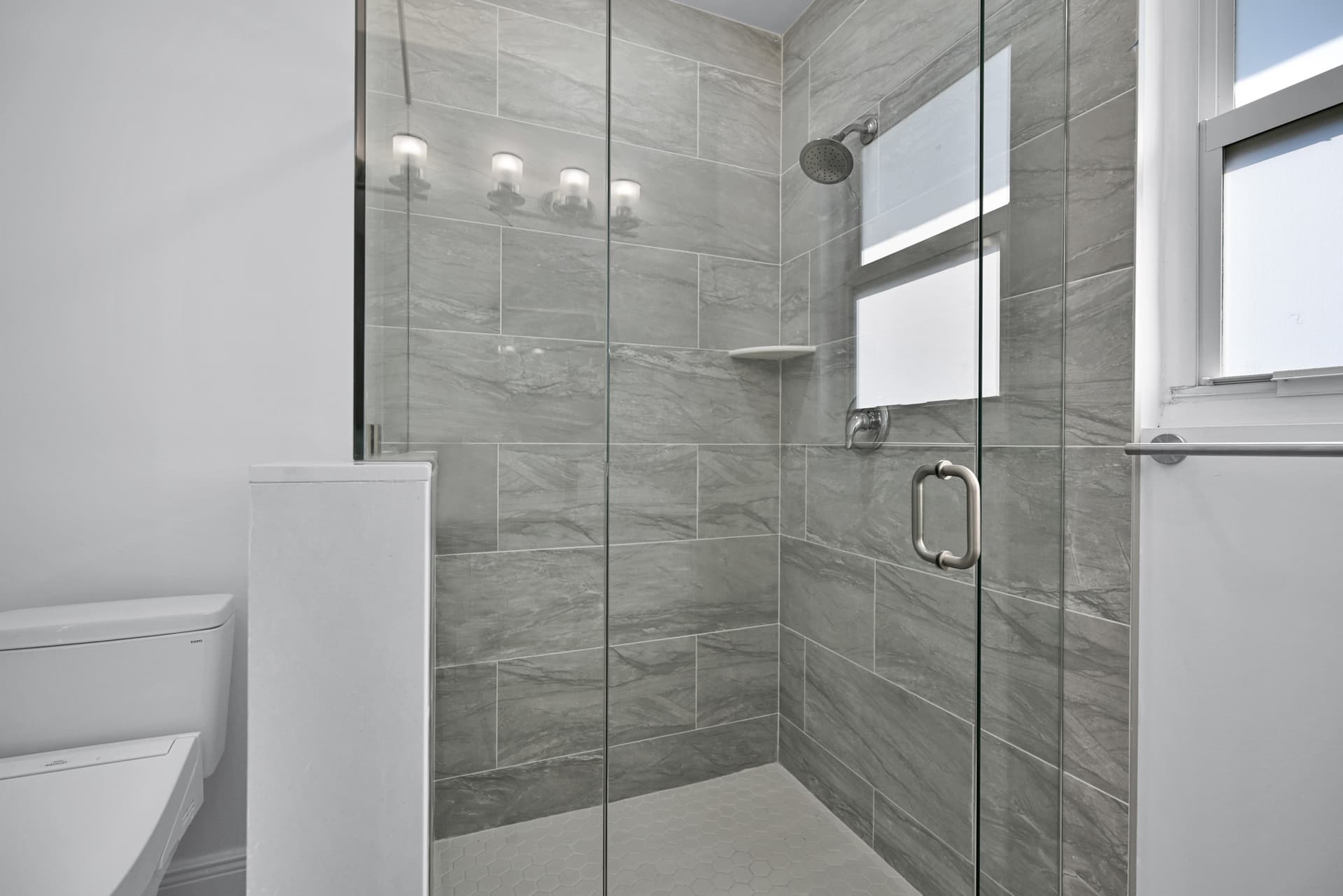 Rodman House - Image 46