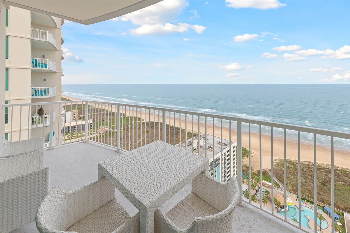 Sapphire Residence - Image 4