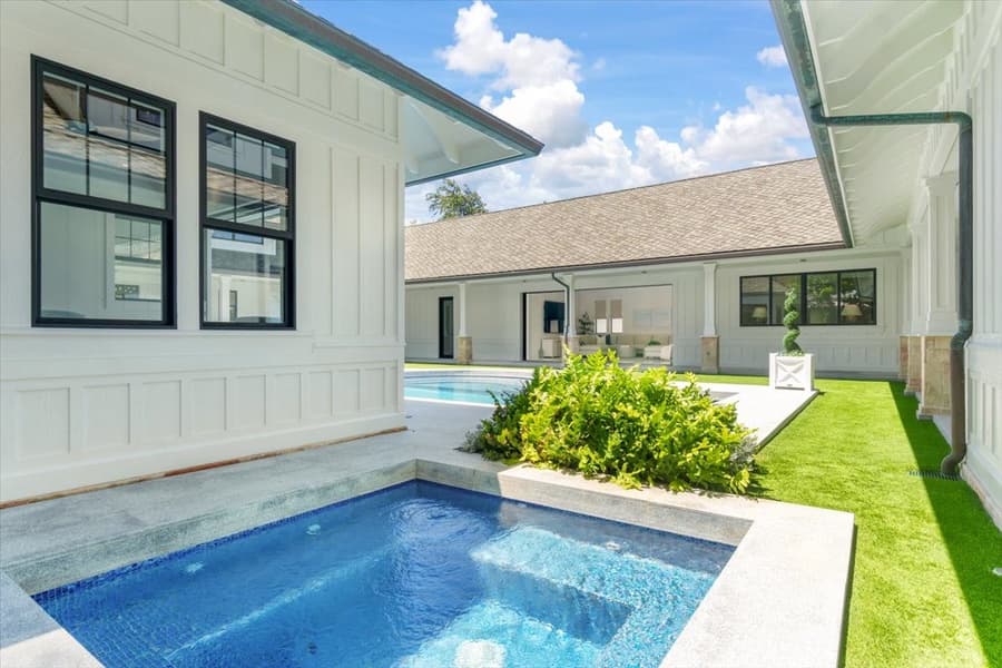 Hale Kailua Beachfront Estate - Image 19