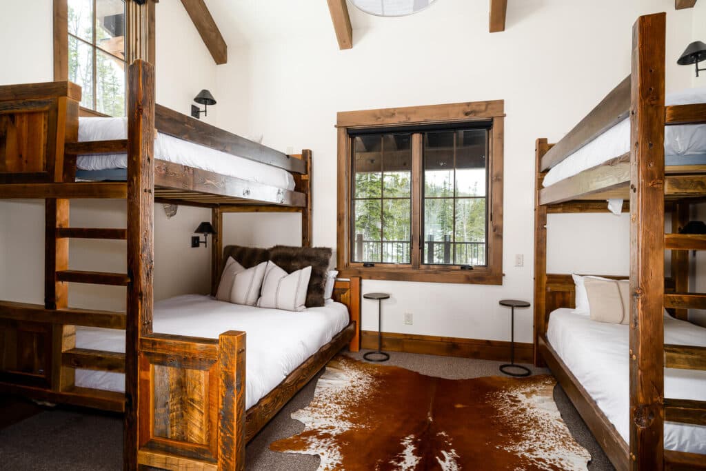 Spur Road Villa - Image 40