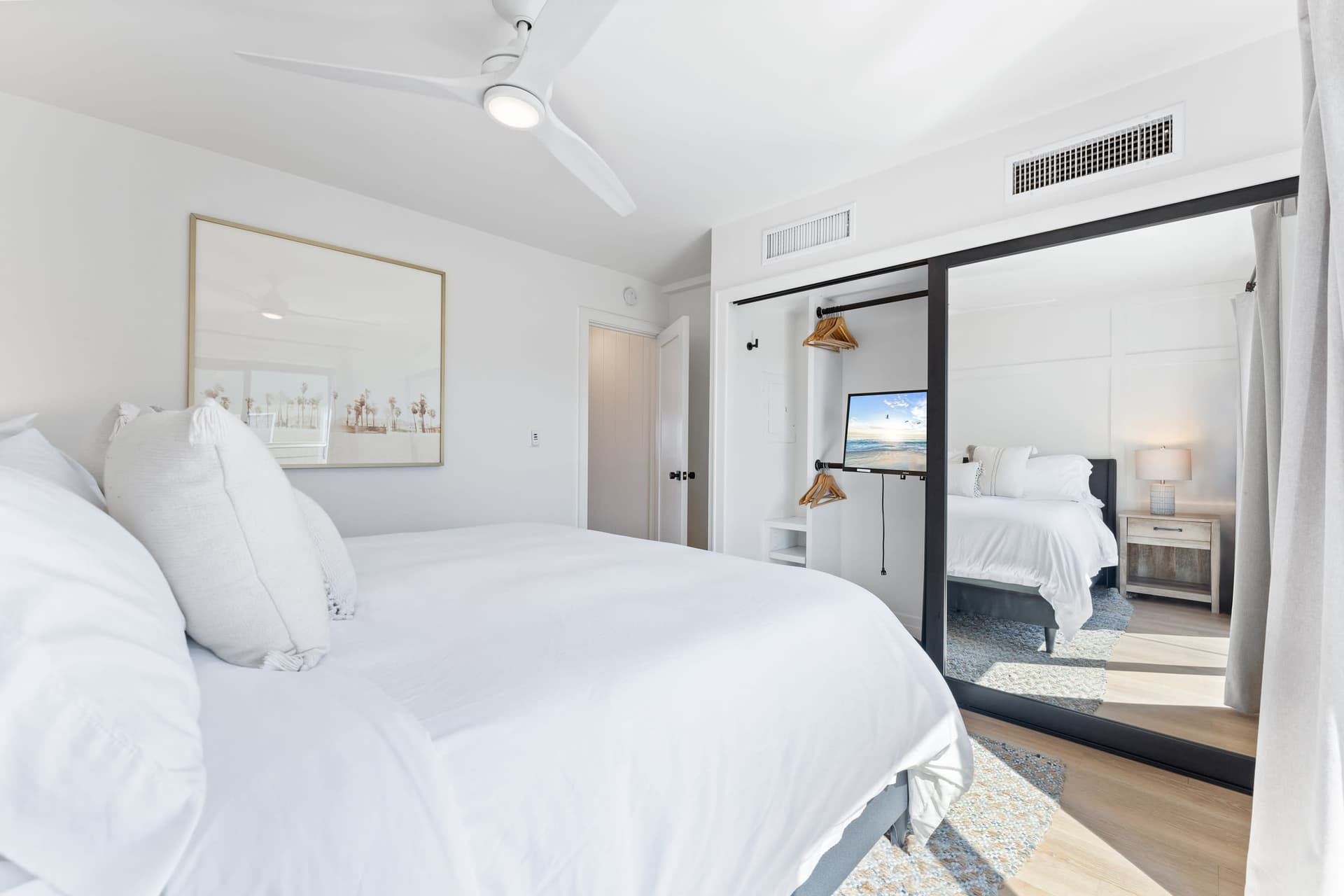 Mission Beach Suites - Image 46