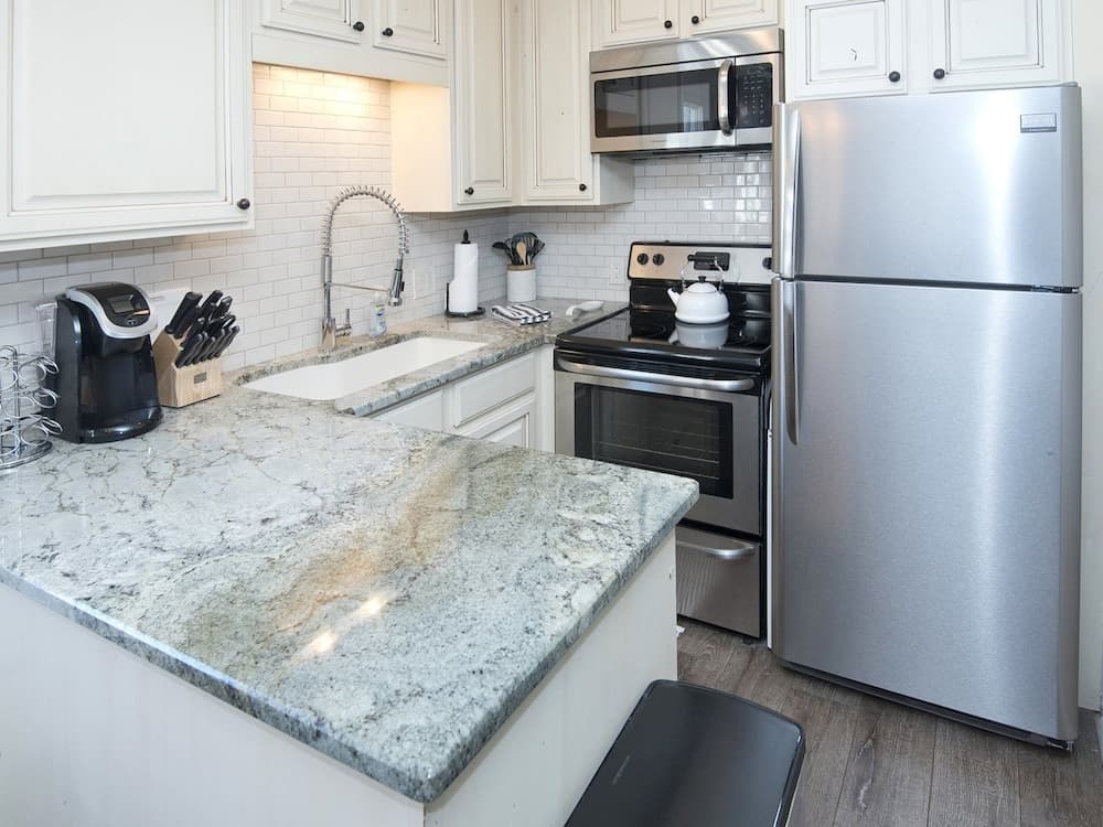 Vail 21 Condo #501 - Image 5