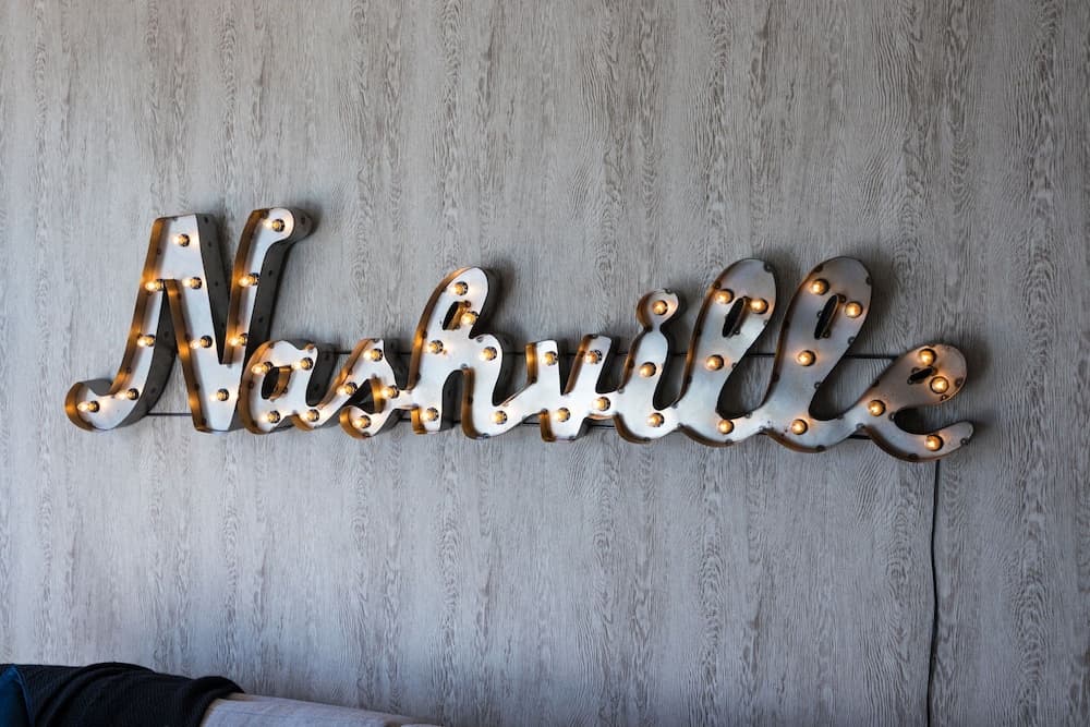 Vandy Vinyl - Image 7