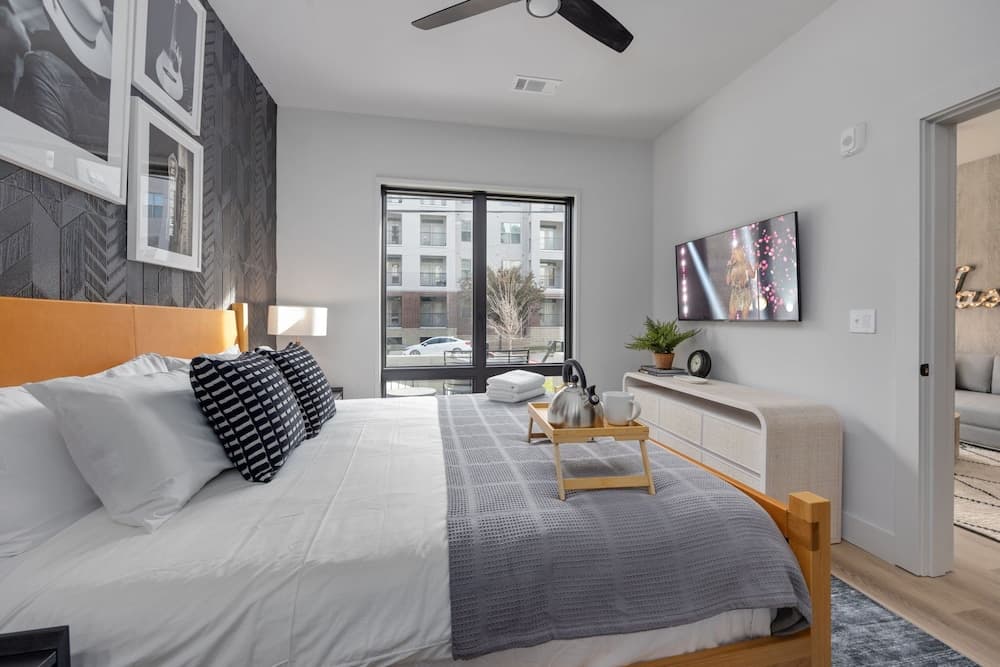 Vandy Vinyl - Image 16