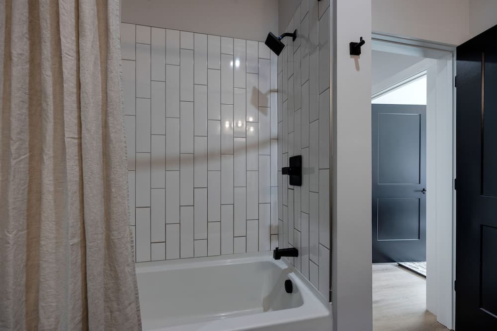 Vandy Vinyl - Image 21