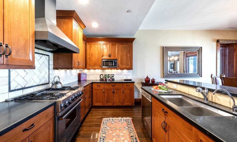 Ruby House - Image 8