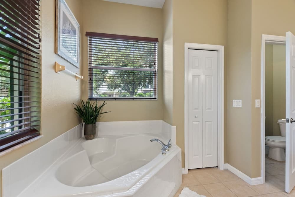 Velleux Escape - Image 30