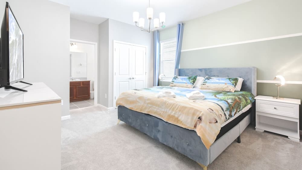 Grand Veranda Palm - Image 26