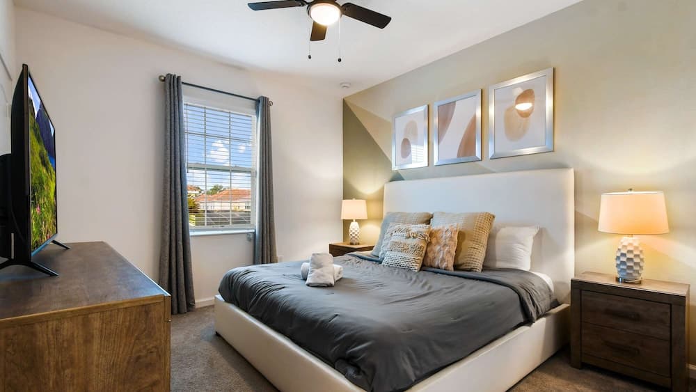 Veranda Palms Lakeview Villa - Image 15