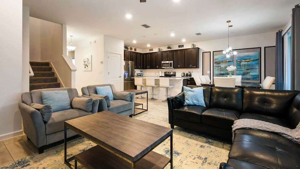 Veranda Palms Lakeview Villa - Image 6