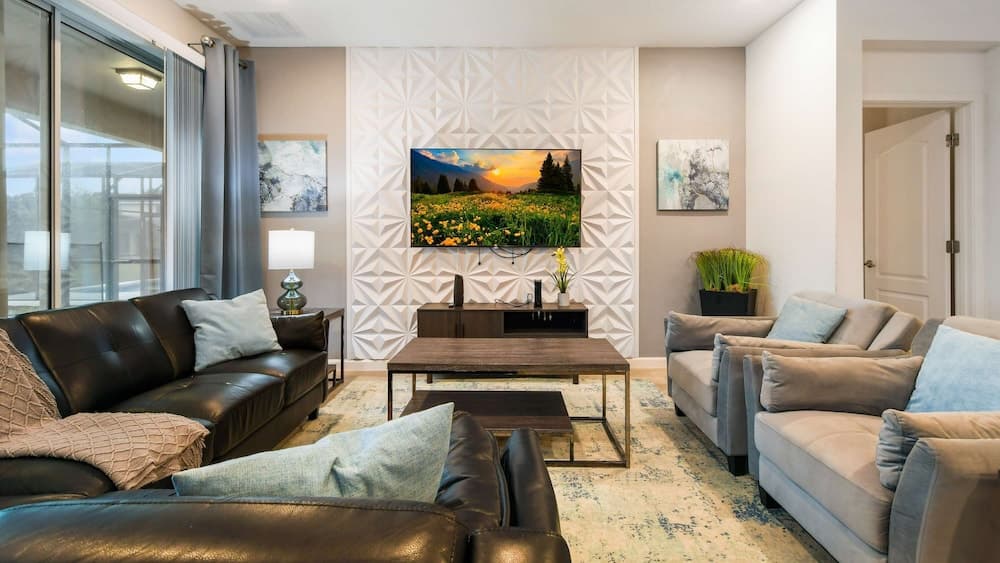 Veranda Palms Lakeview Villa - Image 7