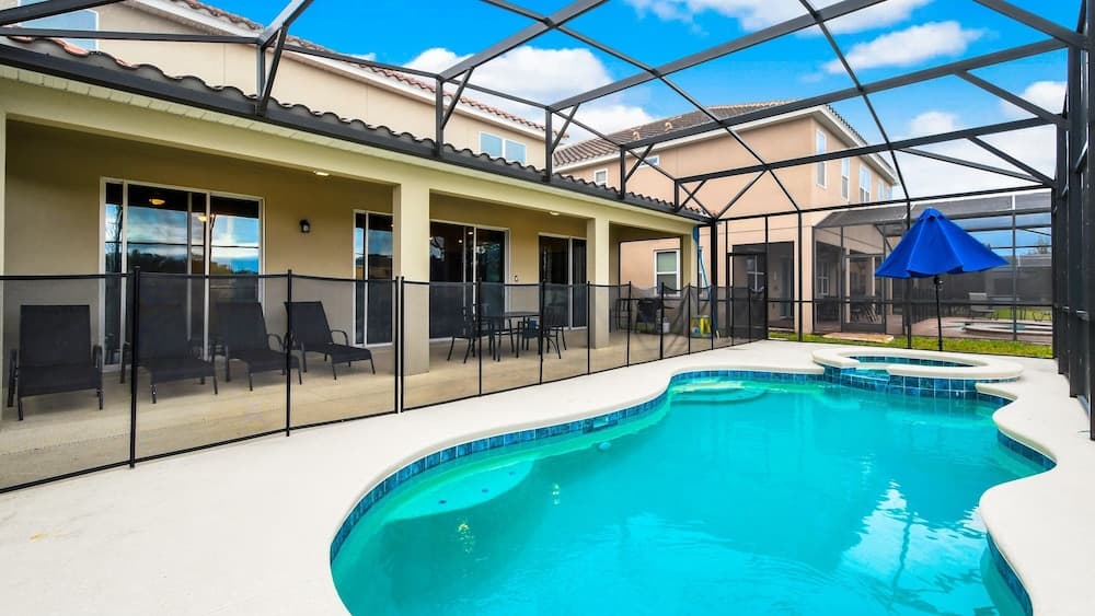 Veranda Palms Lakeview Villa - Image 25