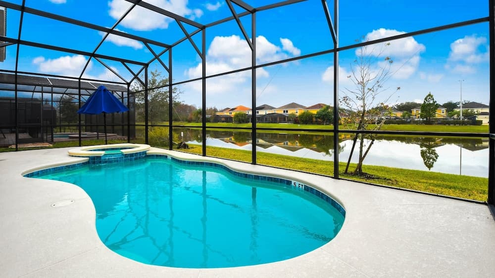 Veranda Palms Lakeview Villa - Image 2