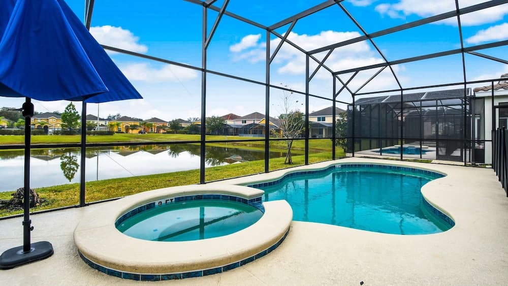 Veranda Palms Lakeview Villa - Image 26