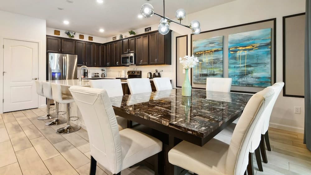 Veranda Palms Lakeview Villa - Image 9