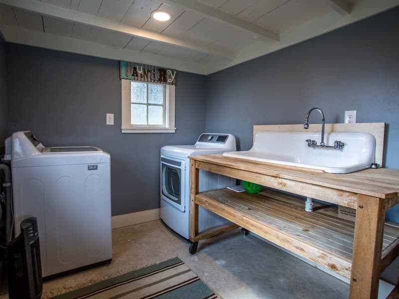 Cora Home #403 - Image 17