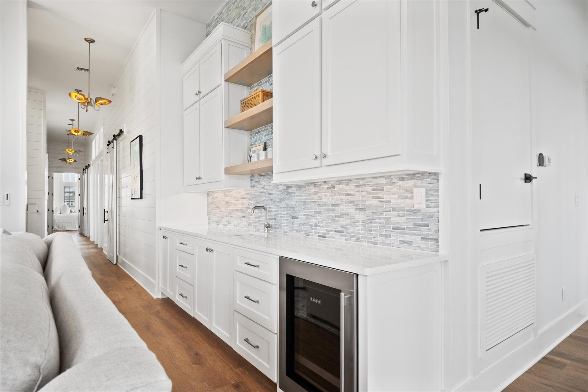 Always Breezy - Image 9